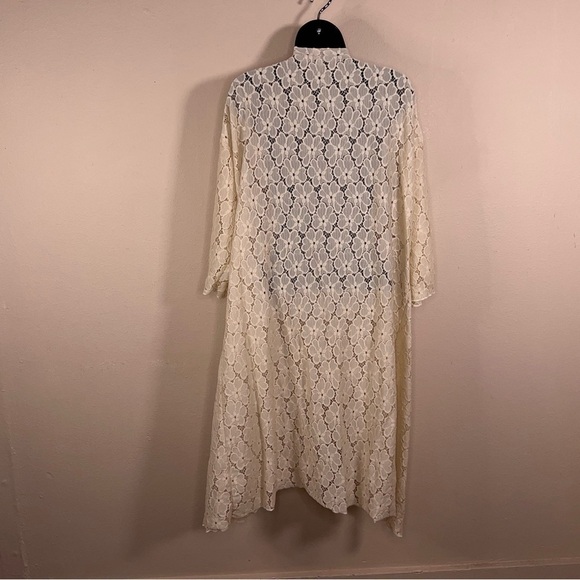 LARGE LULAROE SIMPLY COMFORTABLE CREAM LACE SHRUG OPEN FRONT STRETCH NEUTRAL - Picture 4 of 11
